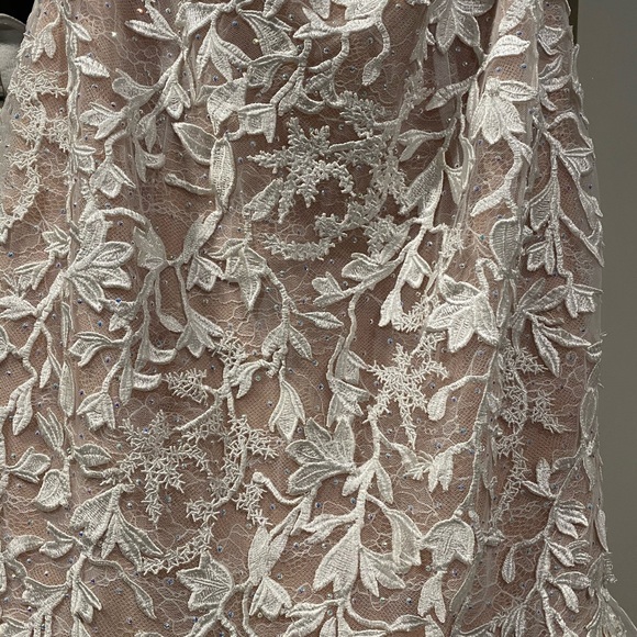 Formal Dress only worn 30 minutes. - Picture 2 of 4